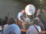 Da kann das Margaretenfest nun kommen - "Probe"-Bieranstich im Rathaushof
