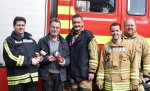 Feuerwehren &uuml;ben mit neuen Ger&auml;tschaften